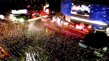 CODA Audio在泰国清迈泼水节